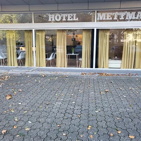 Hotel Mettmann Ξενοδοχείο 3*