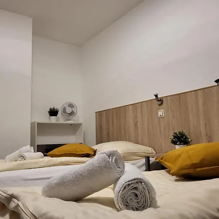 梅特曼酒店 3* 梅特曼