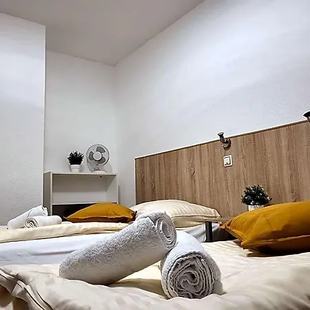 Hotel Mettmann Otel 3*