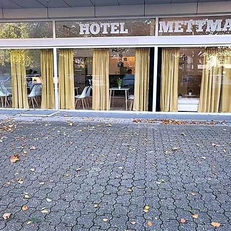 Hotel Mettmann Otel 3*