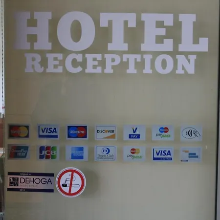 Hotel Mettmann 3* מטמן