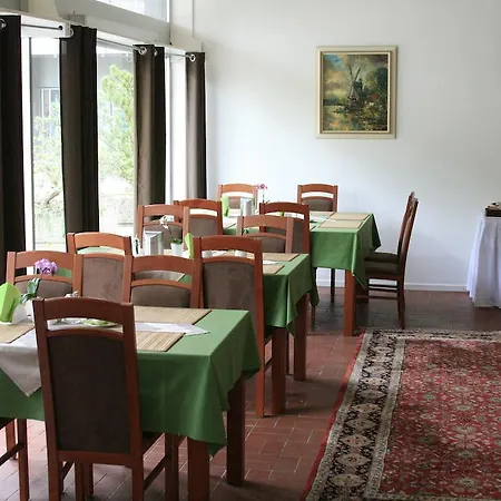 Hotel Mettmann 3*