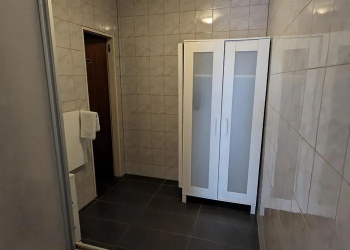 מלון Hotel Mettmann מטמן